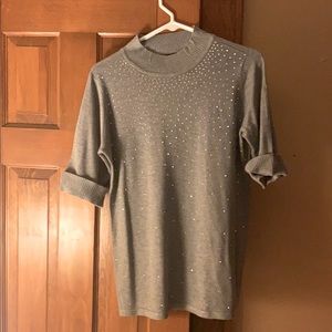 Fancy grey shirt sleeve